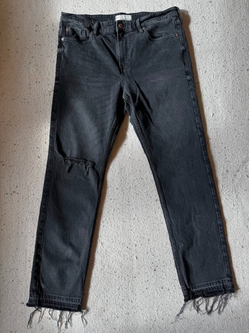 We The Free Free People Black Distressed Jeans Size 31 Raw Hem Straight Leg